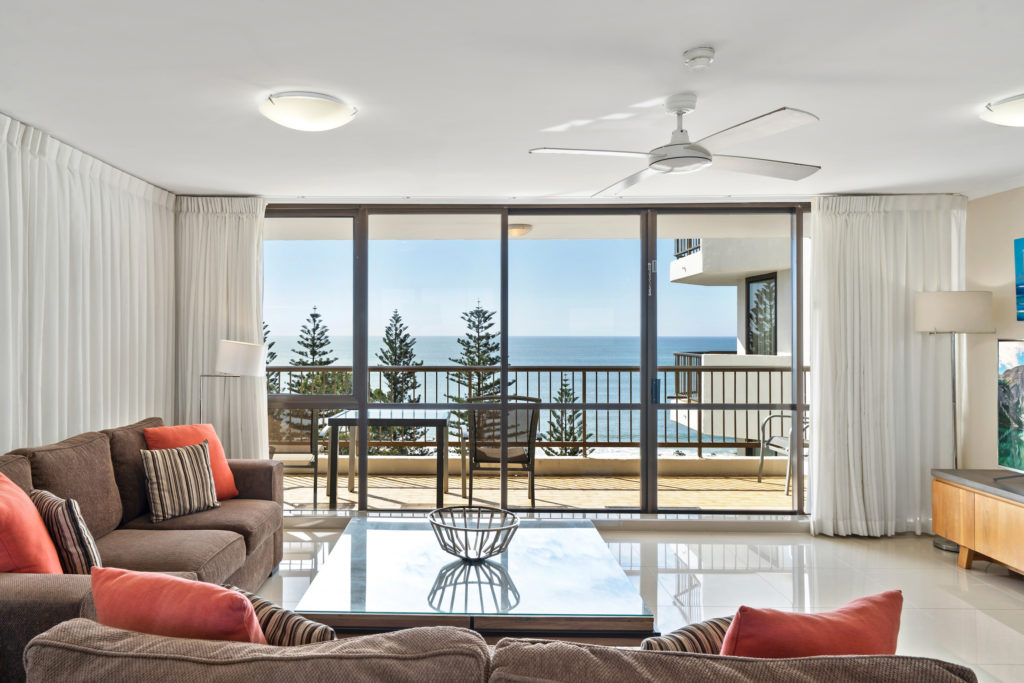 3-bed-superior-apartment32-lounge